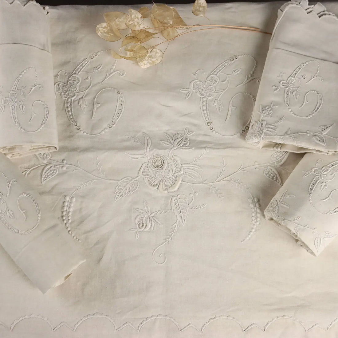 Double Bed Sheet with Four Pillowcases Linen Italy XIX-XX Century | Clothing & House Linens | Antique House Linens