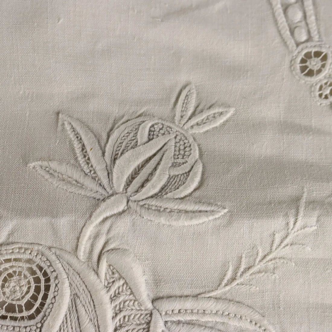 Double Bed Sheet with Four Pillowcases Linen Italy XIX-XX Century | Clothing & House Linens | Antique House Linens