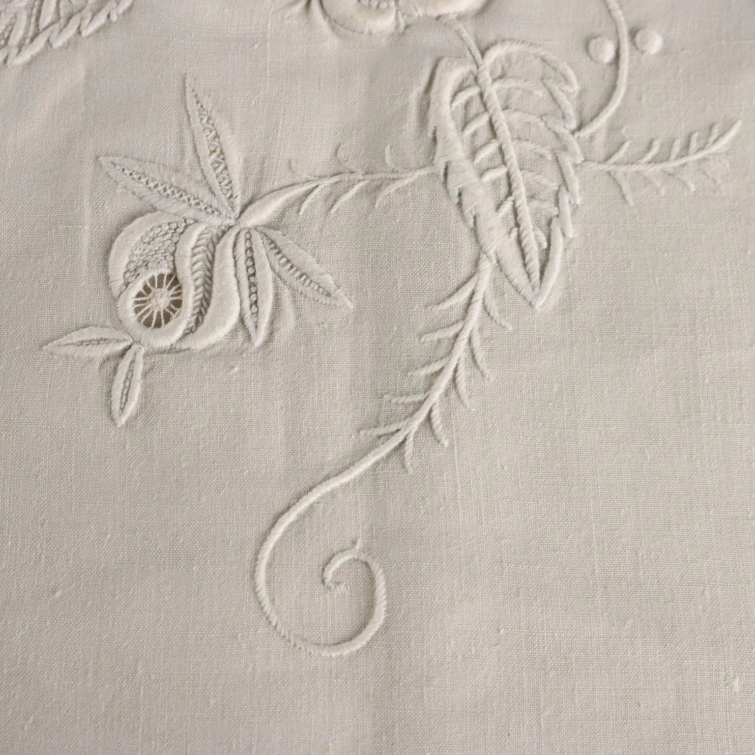Double Bed Sheet with Four Pillowcases Linen Italy XIX-XX Century | Clothing & House Linens | Antique House Linens
