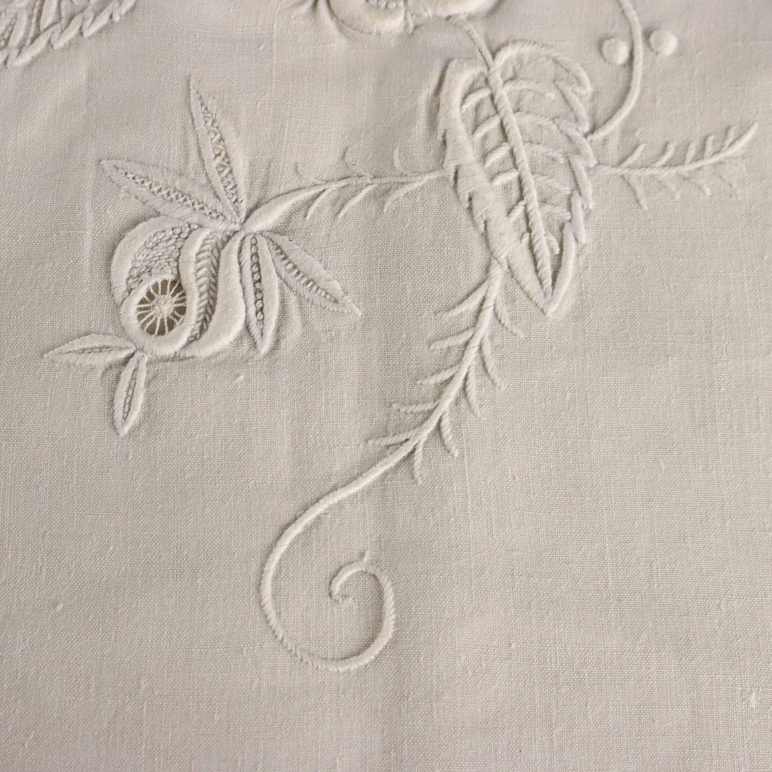 Double Bed Sheet with Four Pillowcases Linen Italy XIX-XX Century | Clothing & House Linens | Antique House Linens