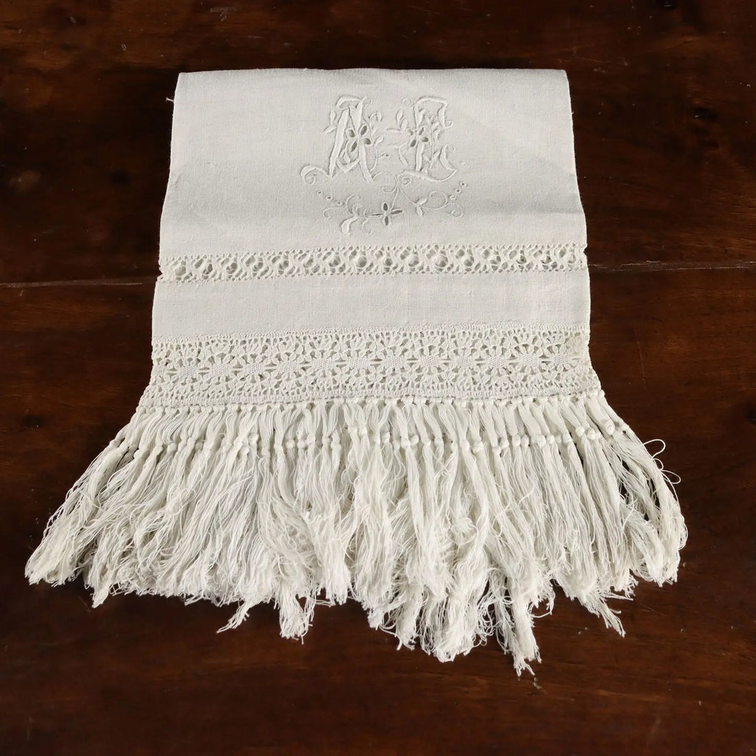 Flax Towel Satin Stitch Second Hand Italy | Clothing & House Linens | Antique House Linens