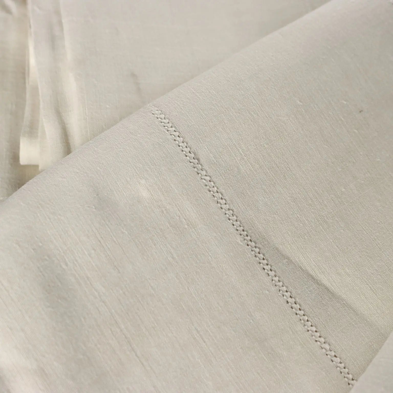 Double Bed Sheeth Linen 2 Pillowcases Full Stitch Second Hand | Clothing & House Linens | Antique House Linens