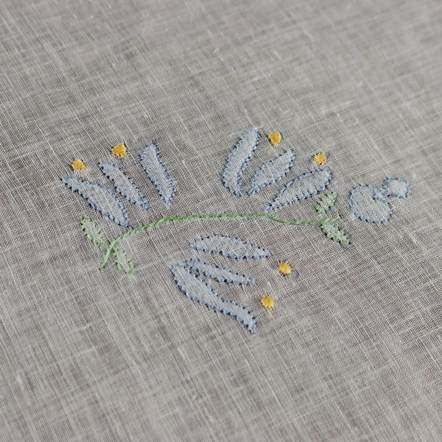 Linen Tablecloth with 12 Napkins Stitch Italy Second Hand | Clothing & House Linens | Antique House Linens