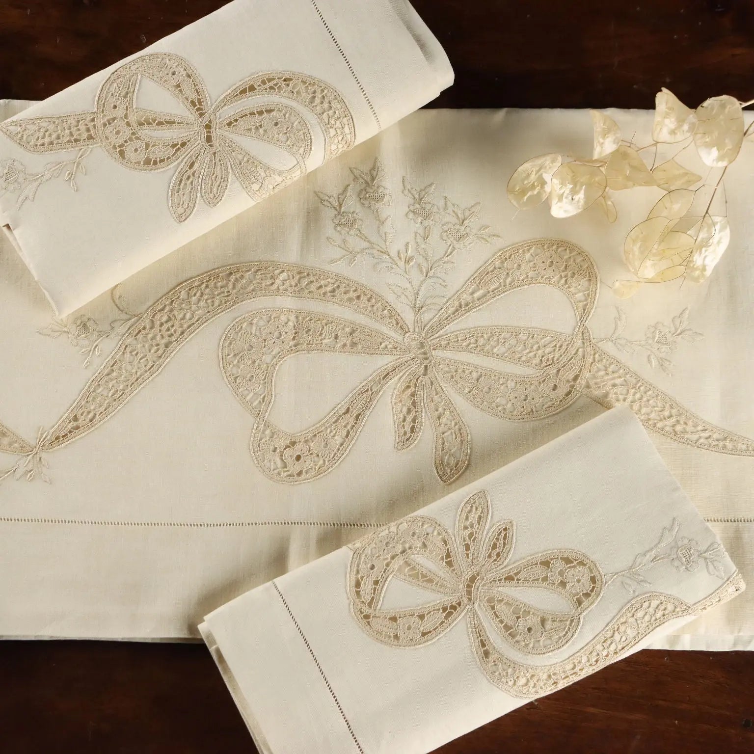 Double Sheet with 2 Pillowcases Linen Second Hand Italy | Clothing & House Linens | Antique House Linens