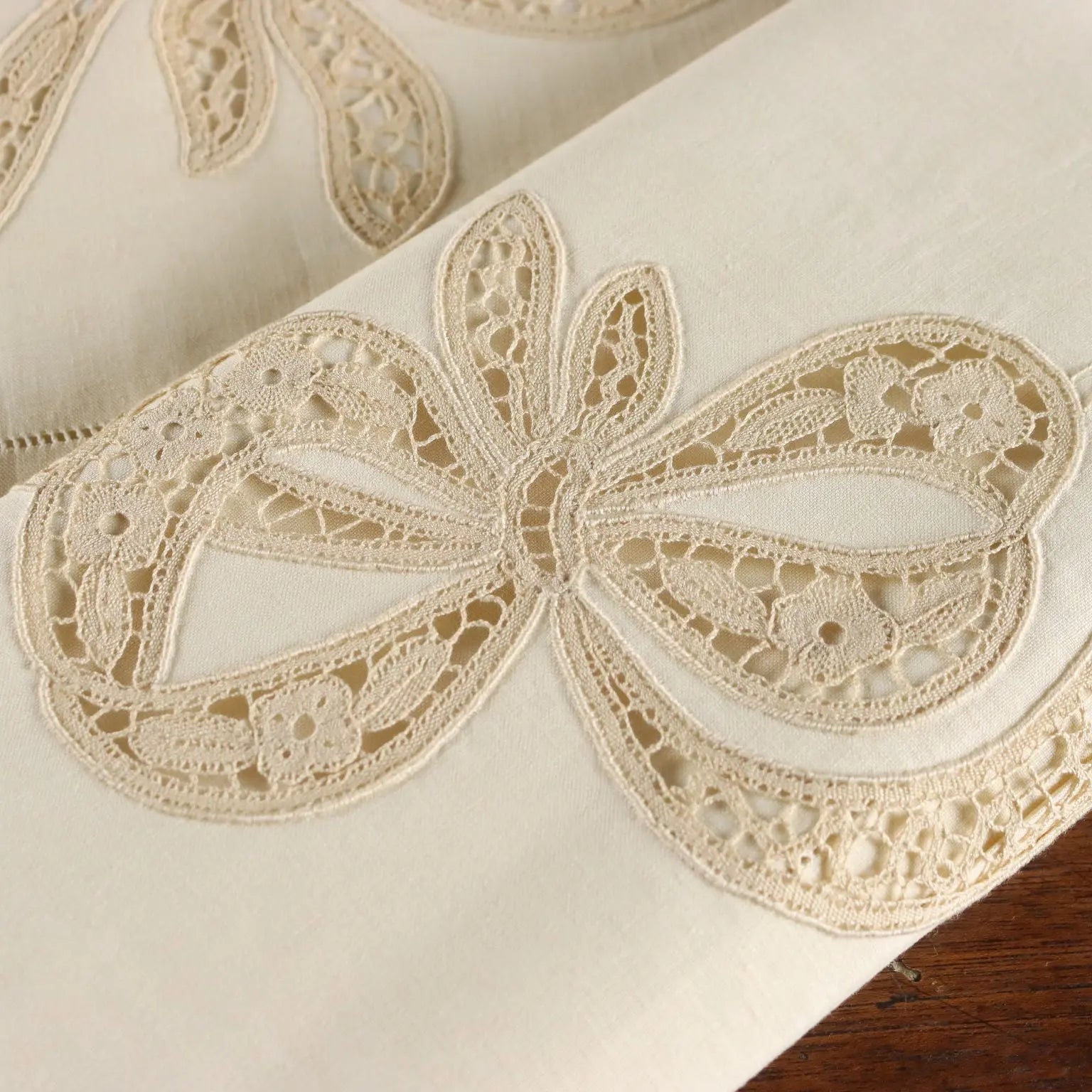Double Sheet with 2 Pillowcases Linen Second Hand Italy | Clothing & House Linens | Antique House Linens