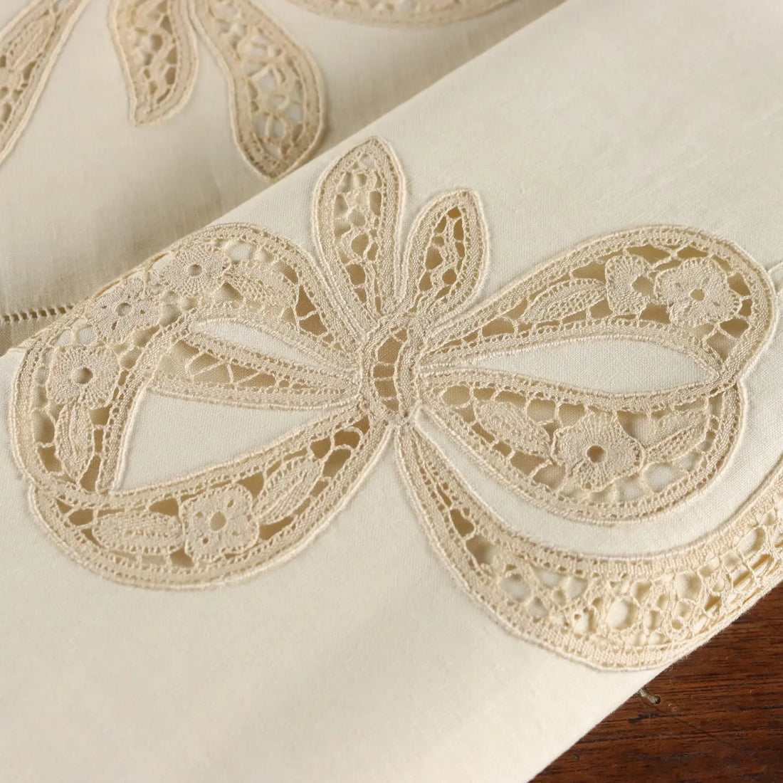 Double Sheet with 2 Pillowcases Linen Second Hand Italy | Clothing & House Linens | Antique House Linens