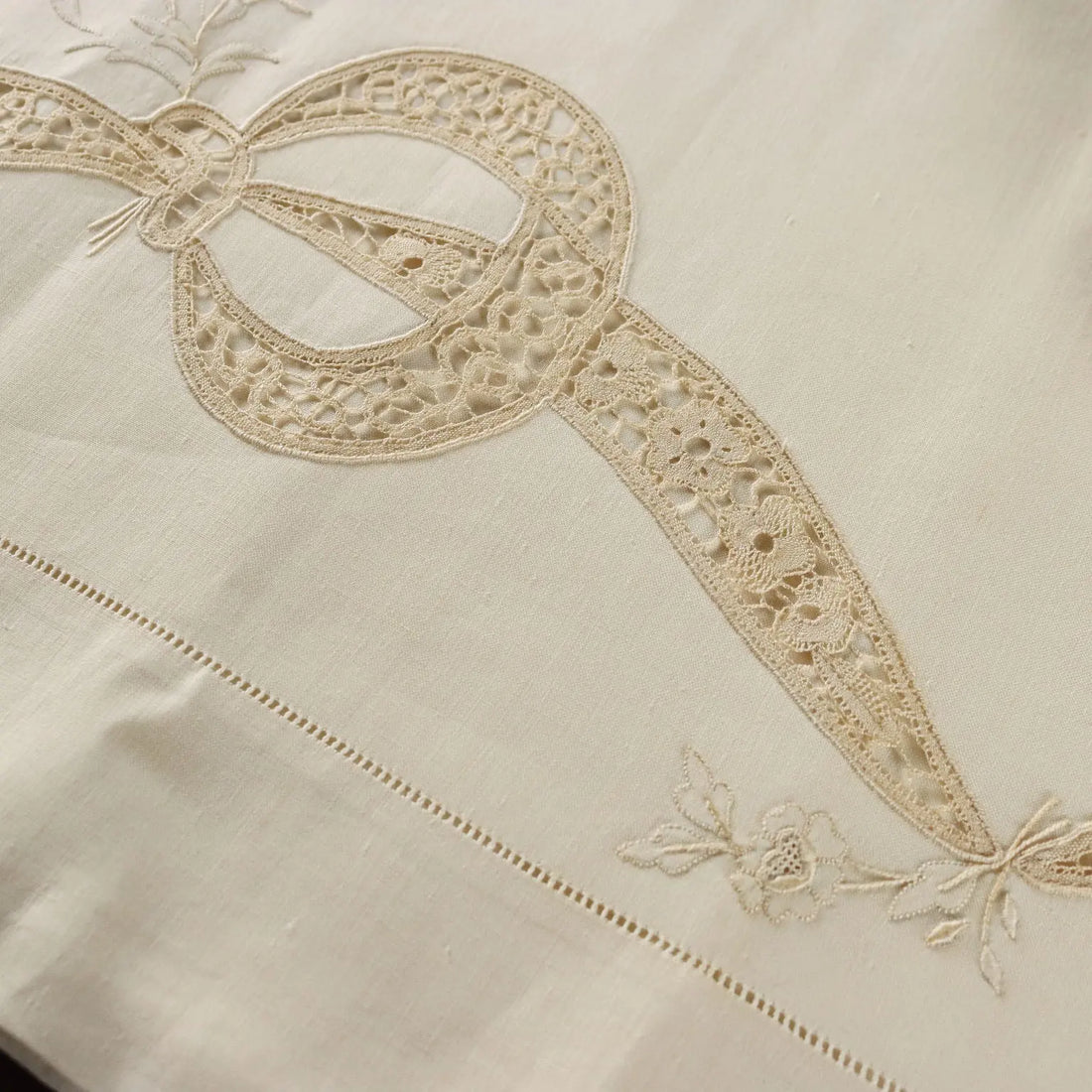 Double Sheet with 2 Pillowcases Linen Second Hand Italy | Clothing & House Linens | Antique House Linens