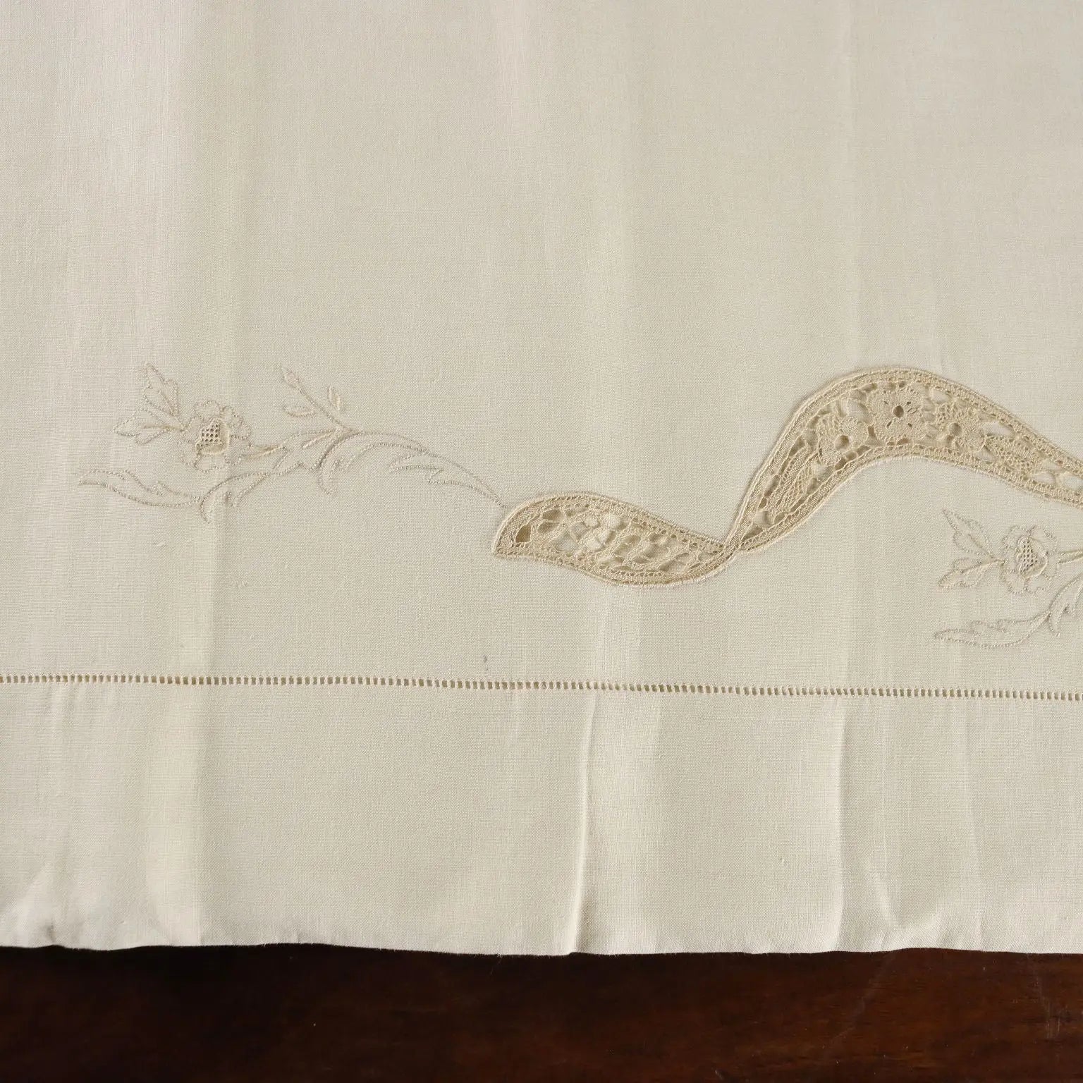 Double Sheet with 2 Pillowcases Linen Second Hand Italy | Clothing & House Linens | Antique House Linens
