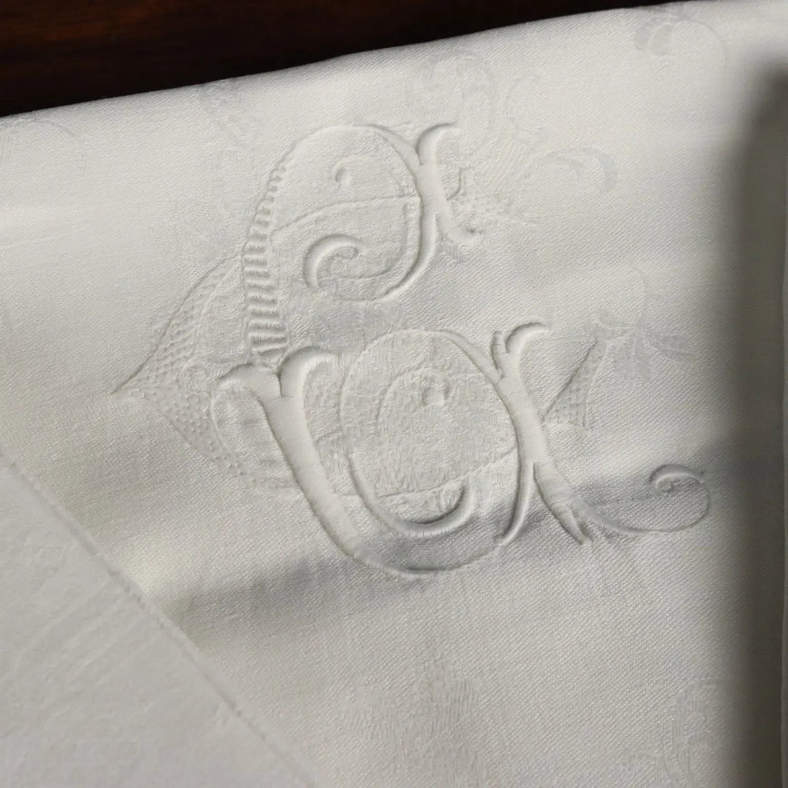 Linen Tablecloth with 12 Napkins Full Stitch Embroidery Italy - 182 x 300 cm | Clothing & House Linens | Antique House Linens