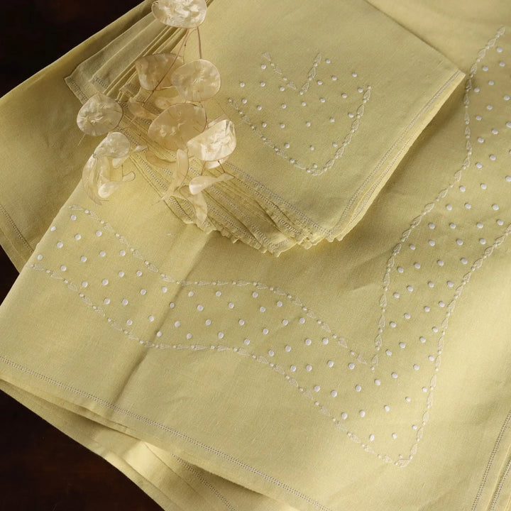 Linen Tablecloth with 8 Napkins Full Stitch Italy Second Hand - 96 x 66 In | Clothing & House Linens | Antique House Linens