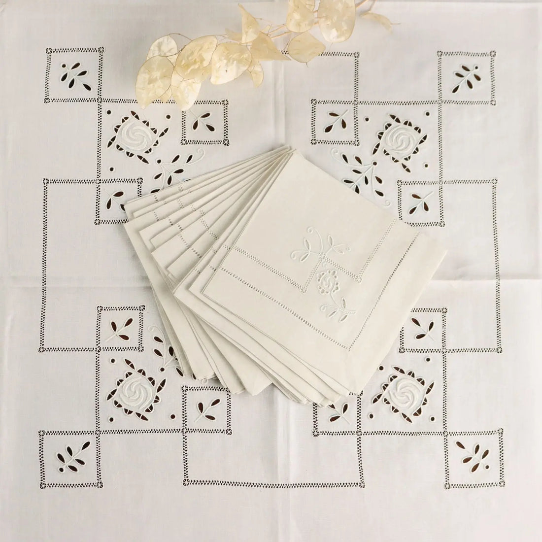 Tablecloth with 12 Napkins Linen Full Stich 60 x 59 In - 60 x 59 In | Clothing & House Linens | Antique House Linens