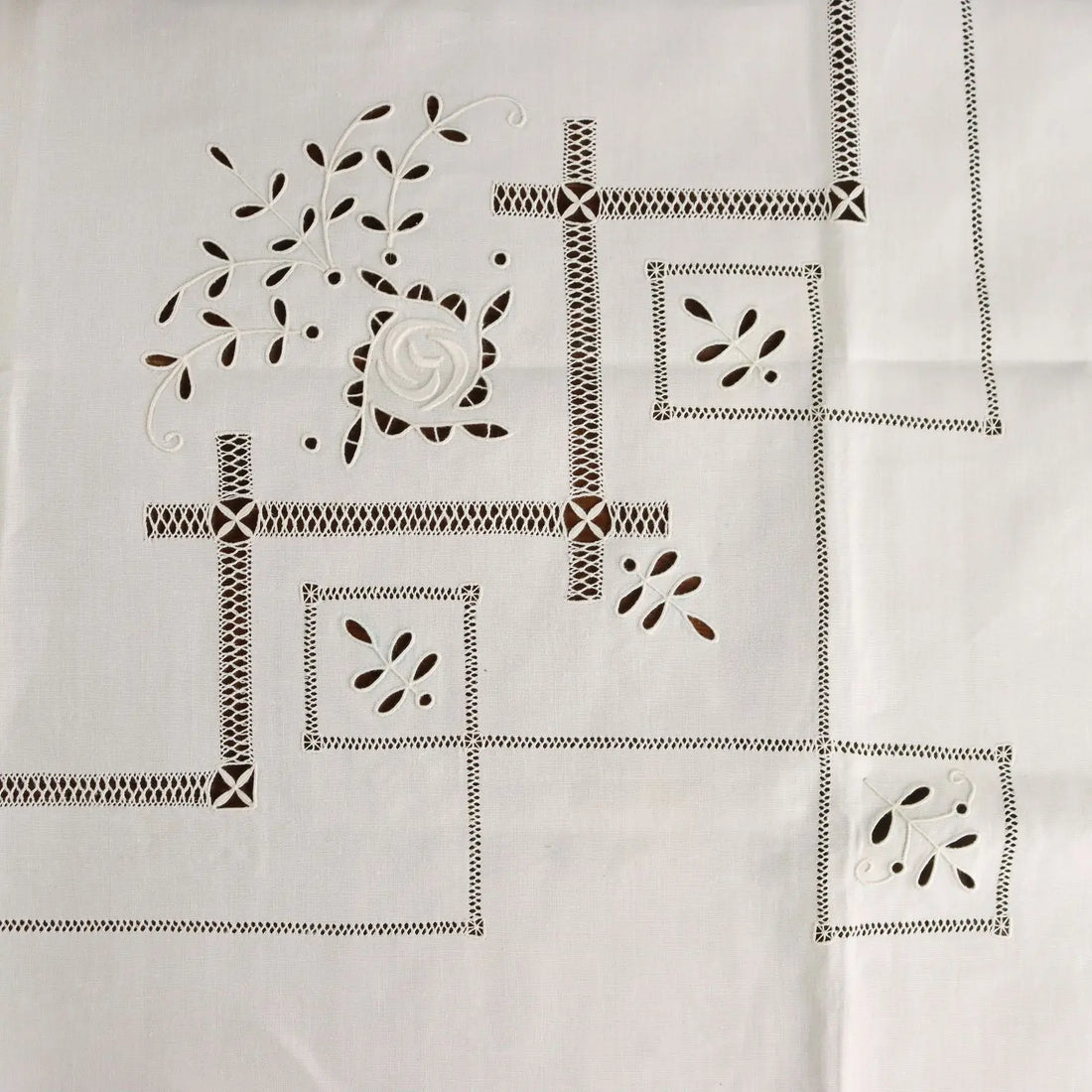 Tablecloth with 12 Napkins Linen Full Stich 60 x 59 In - 60 x 59 In | Clothing & House Linens | Antique House Linens