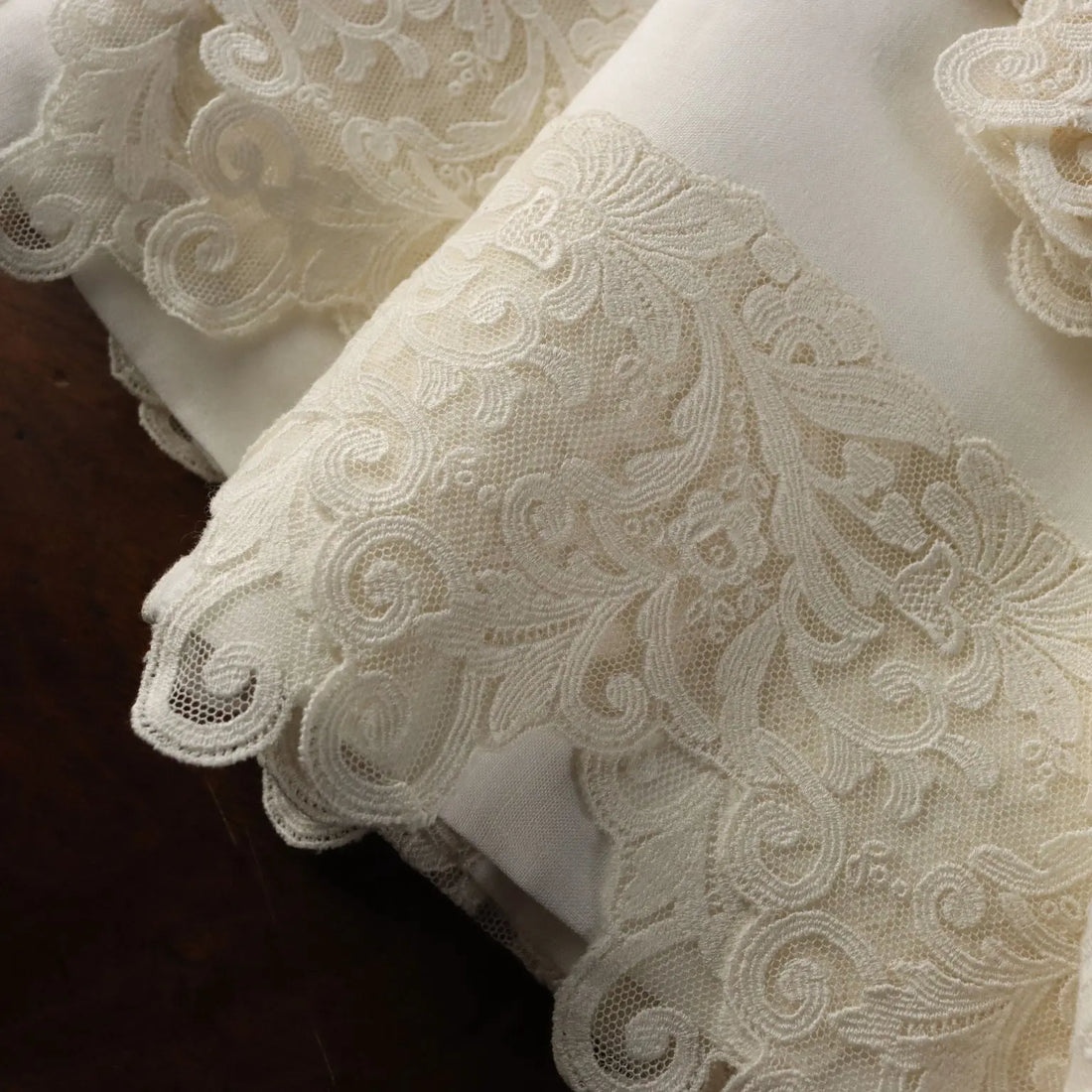 Tablecloth with 10 Napkins Linen Macramè Lace Italy 129 x 68 In - 129 x 68 In | Clothing & House Linens | Antique House Linens