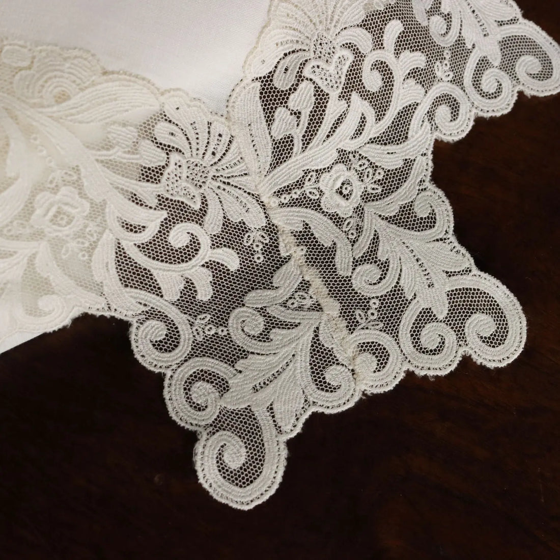 Tablecloth with 10 Napkins Linen Macramè Lace Italy 129 x 68 In - 129 x 68 In | Clothing & House Linens | Antique House Linens