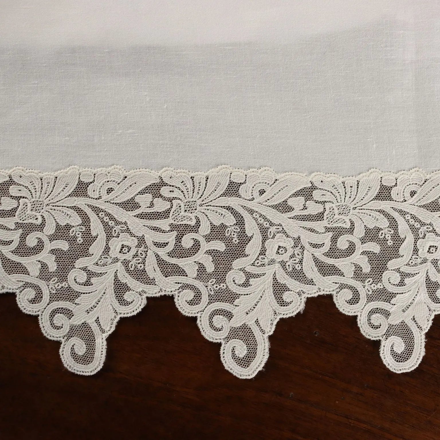 Tablecloth with 10 Napkins Linen Macramè Lace Italy 129 x 68 In - 129 x 68 In | Clothing & House Linens | Antique House Linens