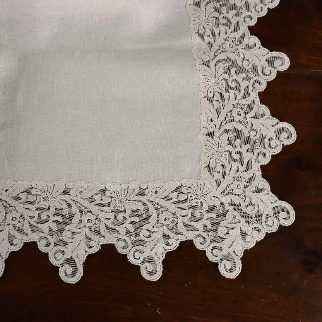 Tablecloth with 10 Napkins Linen Macramè Lace Italy 129 x 68 In - 129 x 68 In | Clothing & House Linens | Antique House Linens