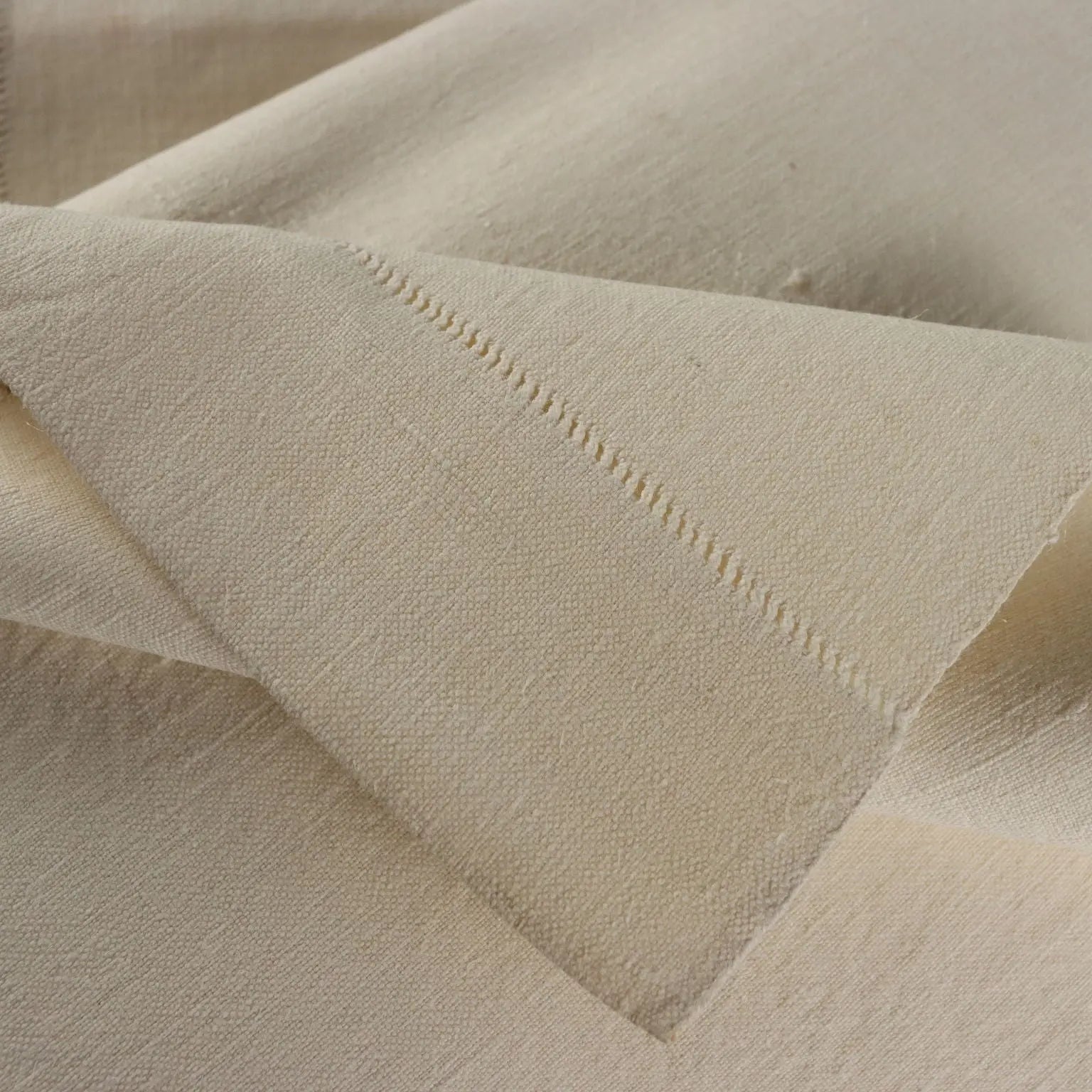 Handmade Hemp Sheeth Italy 107 x 88 In - 88 x 107 In | Clothing & House Linens | Antique House Linens