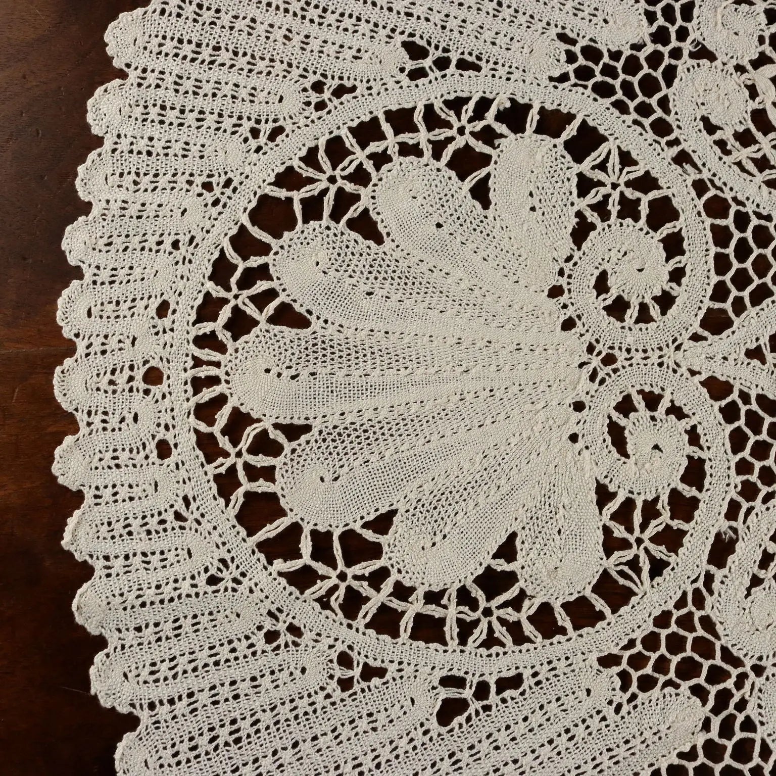 Round Tablecloth Cotton Second Hand Italy 42 x 42 In
