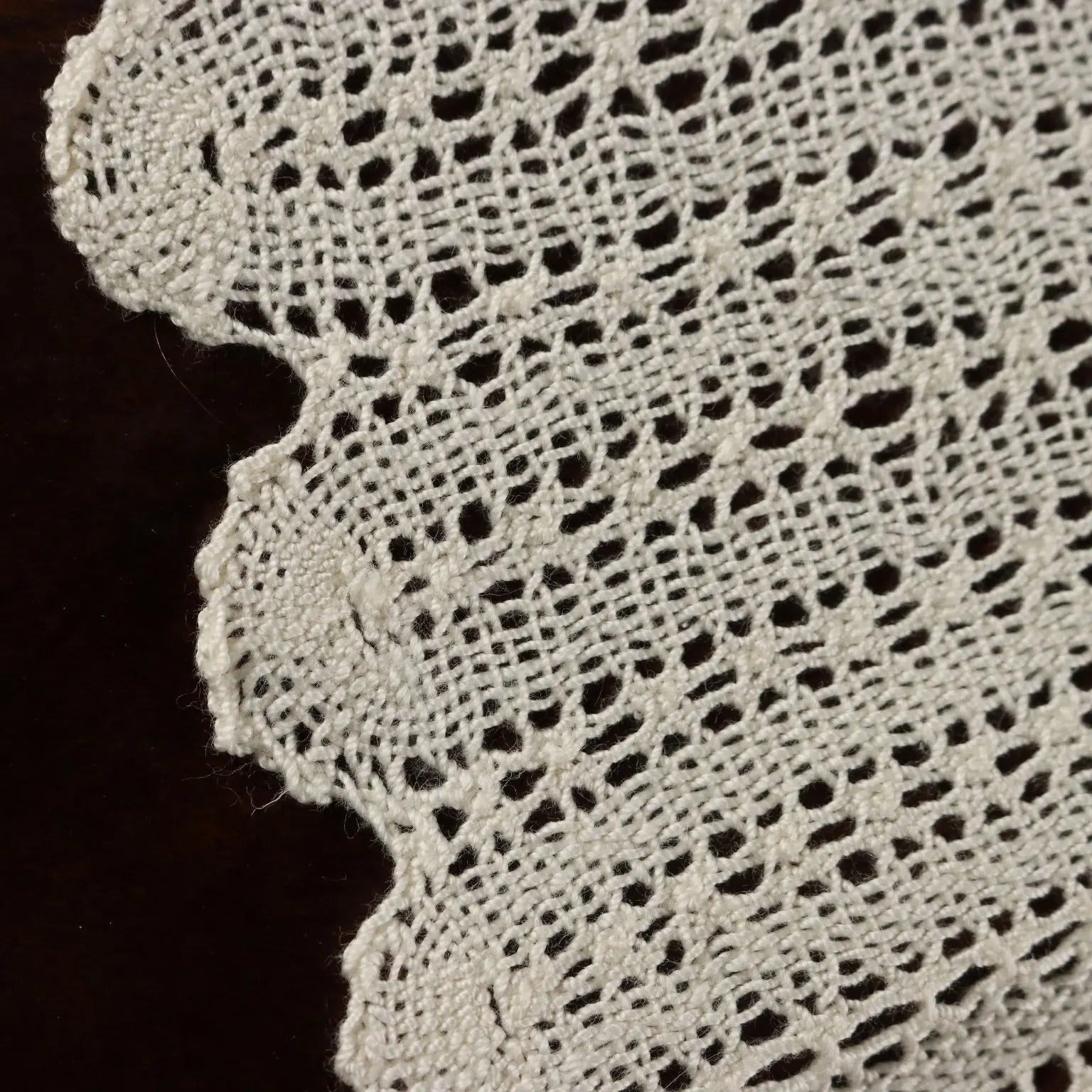 Round Tablecloth Cotton Second Hand Italy 42 x 42 In