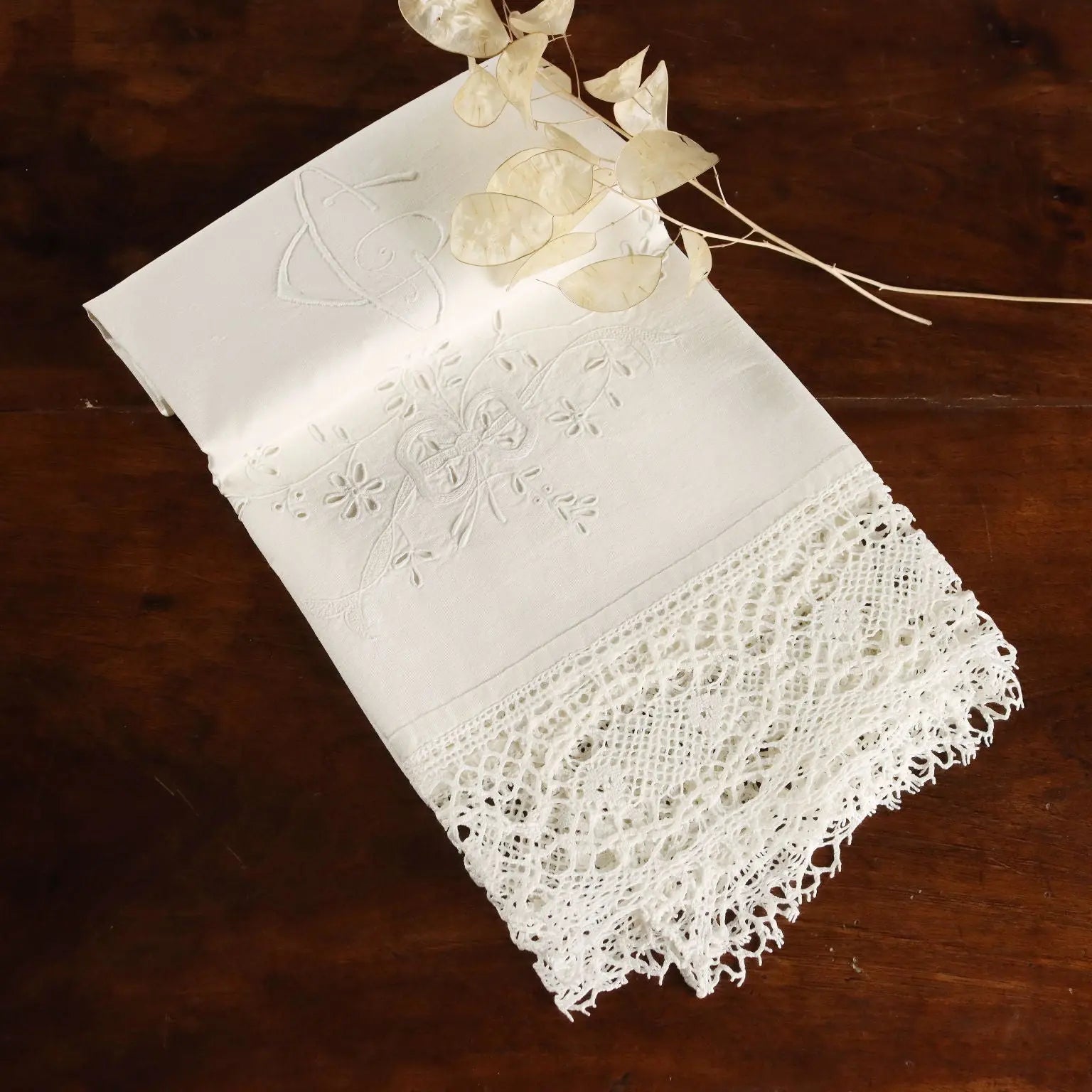 Linen Towel Full Stitch Second Hand Italy 45 x 27 In - 45 x 27 In | Clothing & House Linens | Antique House Linens