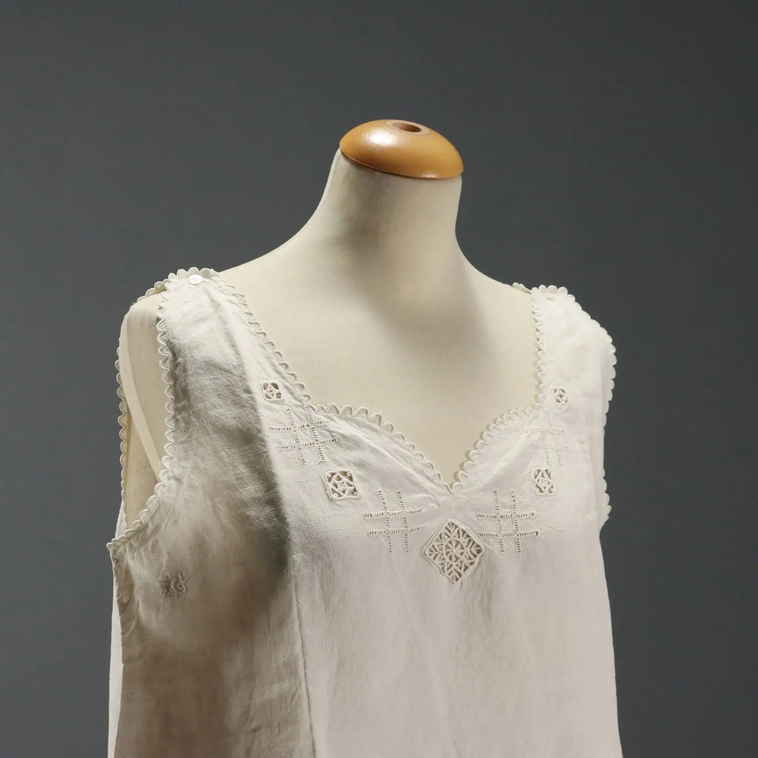 Linen Nightgown Unique Size Second Hand Italy