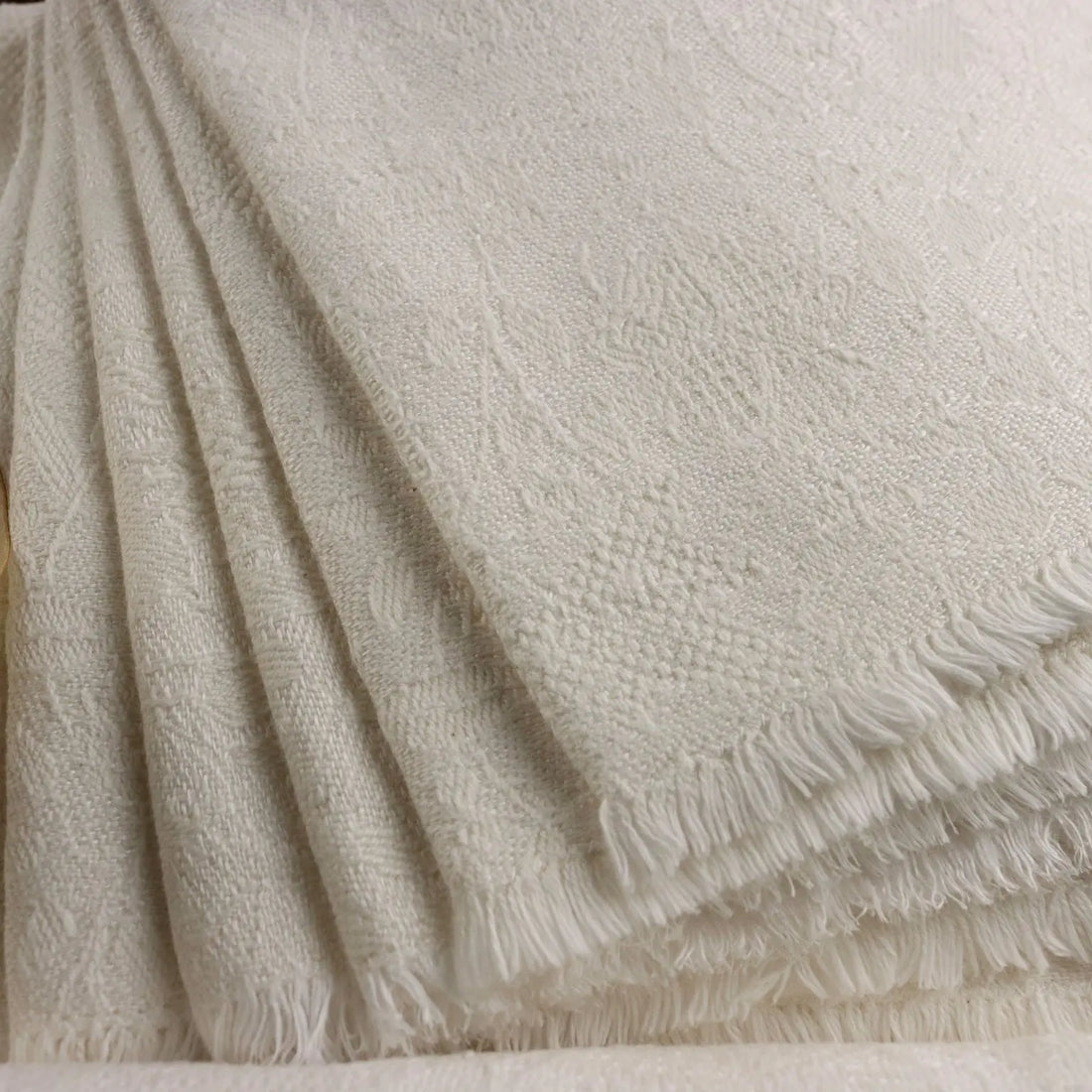 Oval Cotton Tablecloth with 8 Napkins Italy 71 x 69 In - 71 x 69 In | Clothing & House Linens | Antique House Linens