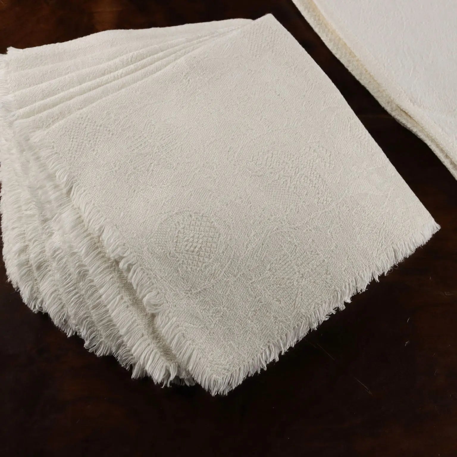 Oval Cotton Tablecloth with 8 Napkins Italy 71 x 69 In - 71 x 69 In | Clothing & House Linens | Antique House Linens