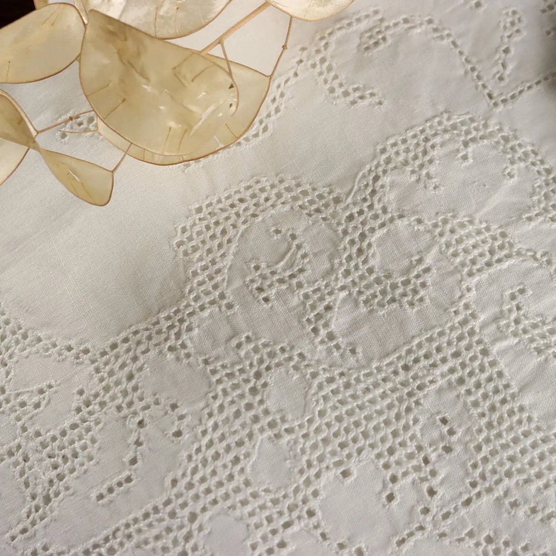 Tablecloth with 12 Napkins Sicilian Linen Italy 120 x 71 In