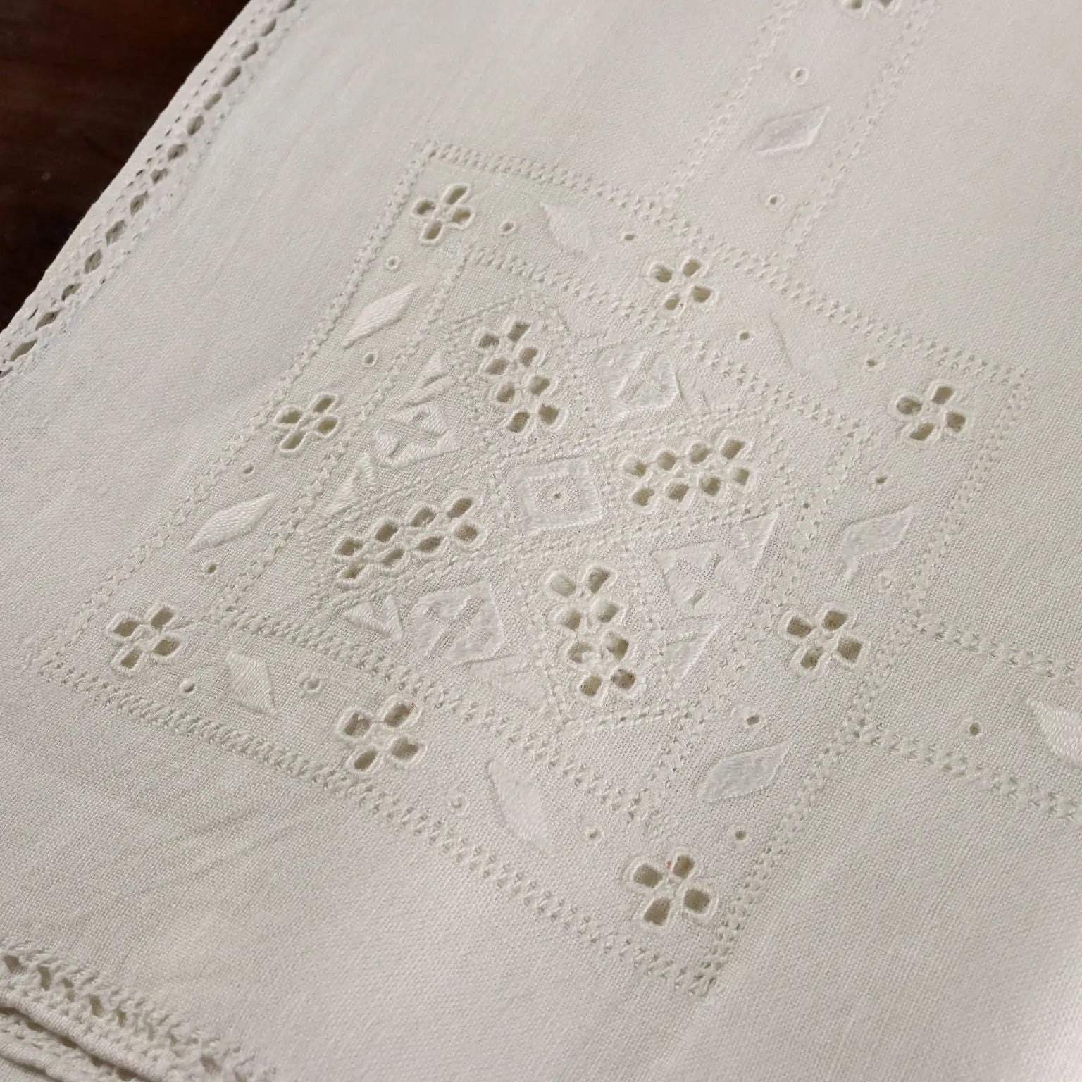 Linen Tablecloth with 12 Napkins Decoration Italy 99 x 68 In