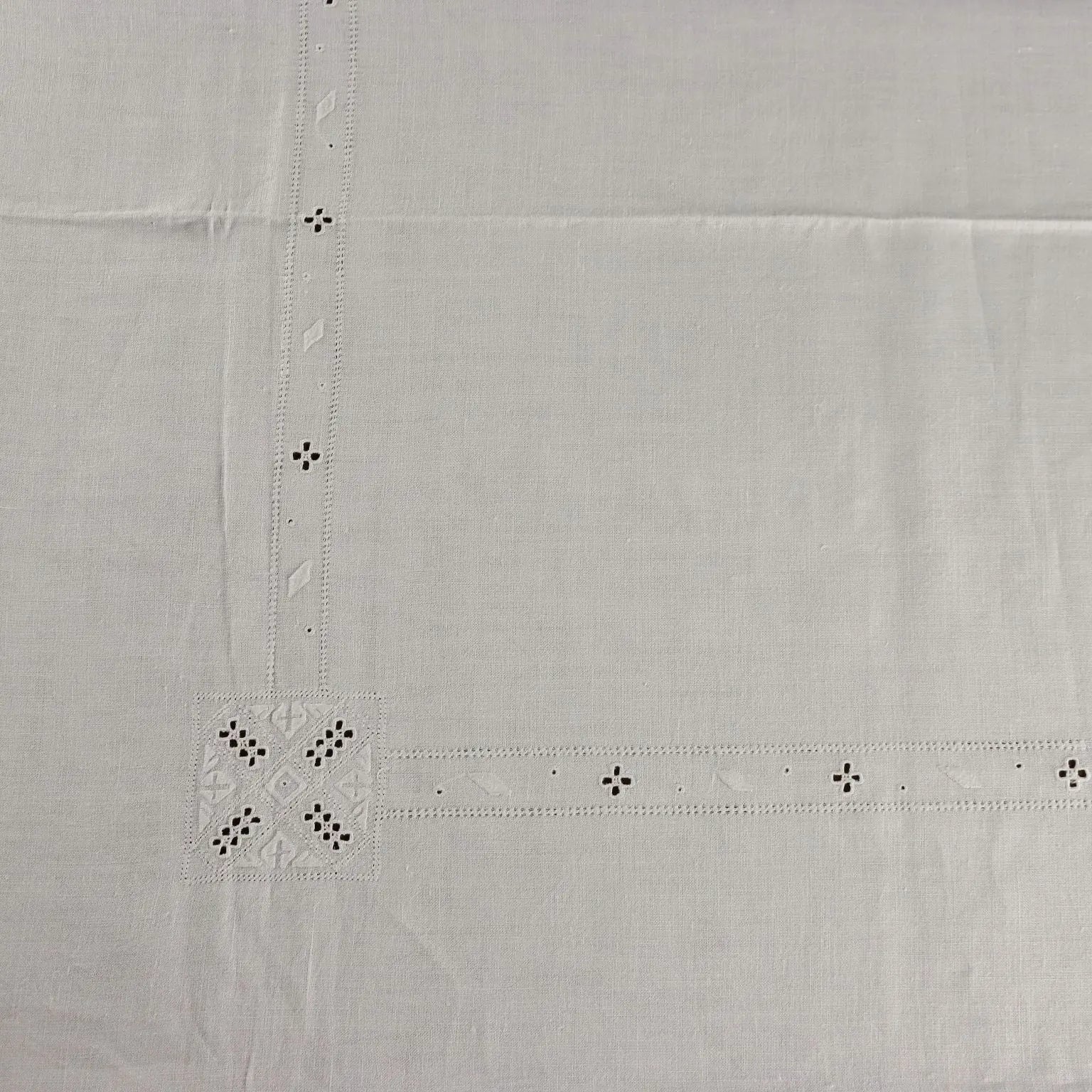 Linen Tablecloth with 12 Napkins Decoration Italy 99 x 68 In