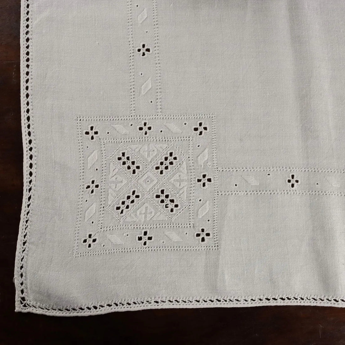Linen Tablecloth with 12 Napkins Decoration Italy 99 x 68 In