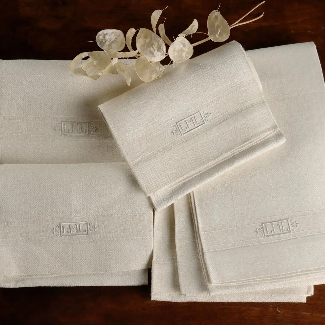 Set of Encrypted Towels Linen Flander Italy 39 x 25 In