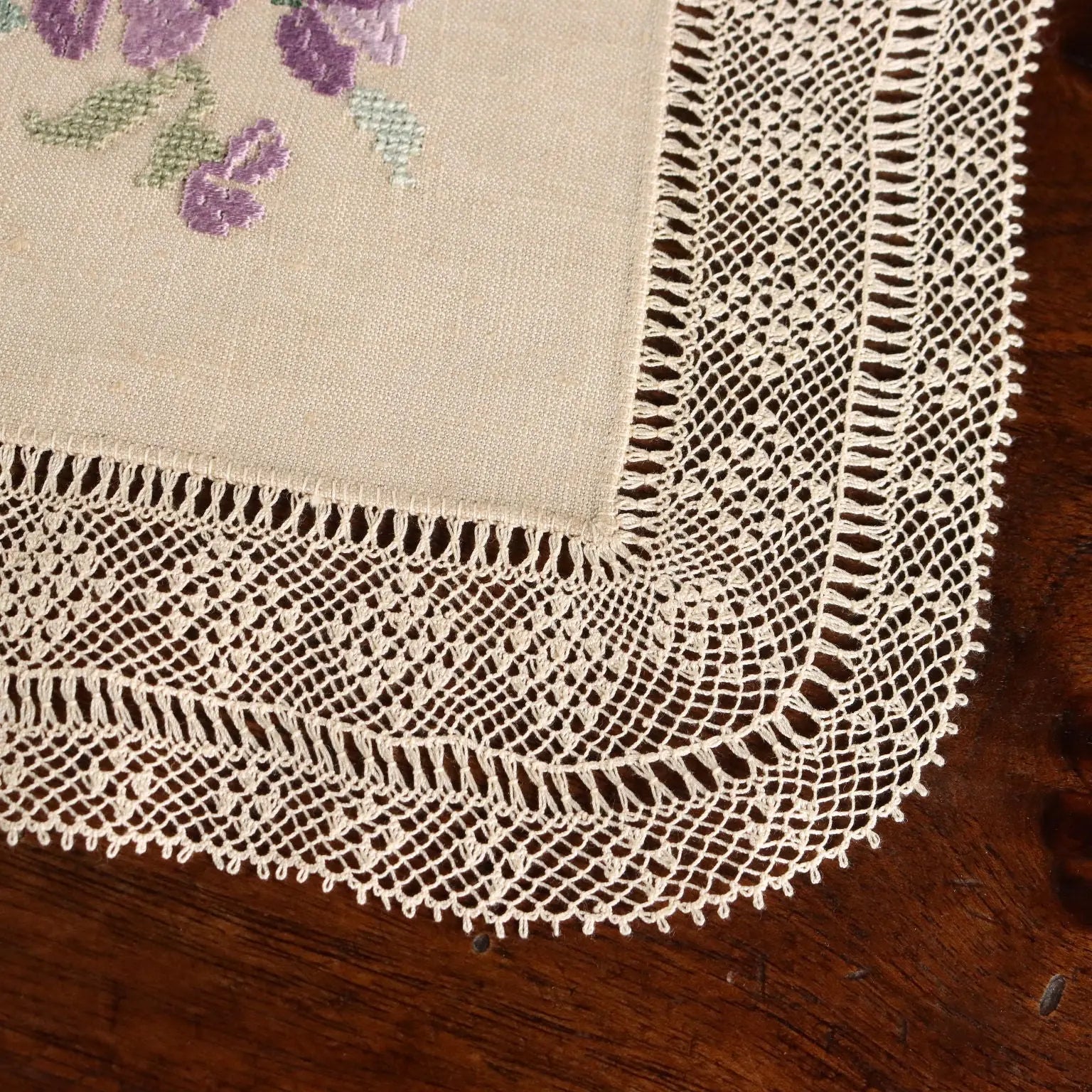 Linen Table Set Embroideries Cross-Stitch Italy 33 x 21 In