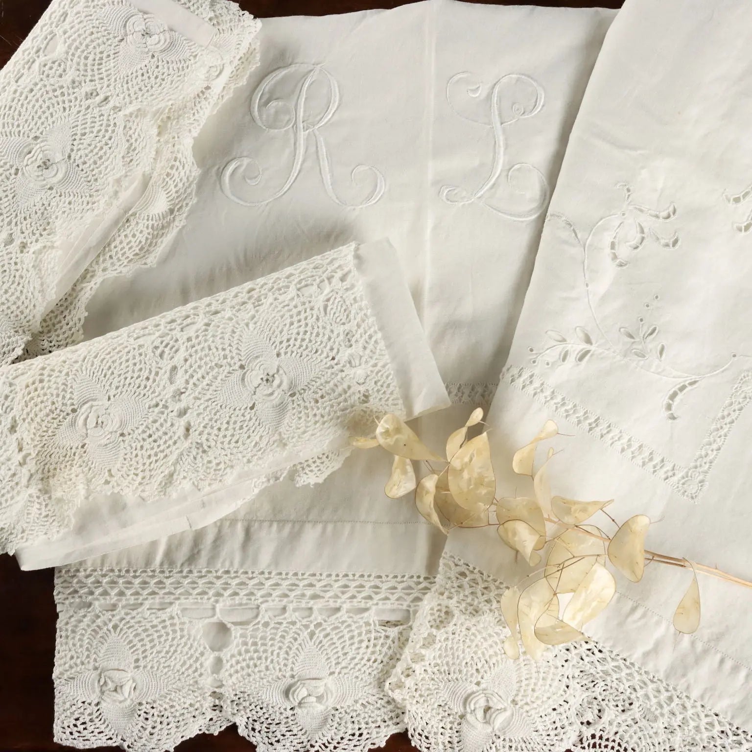 Double Bed Sheeth Linen Handmade Embroidery 93 x 89 In