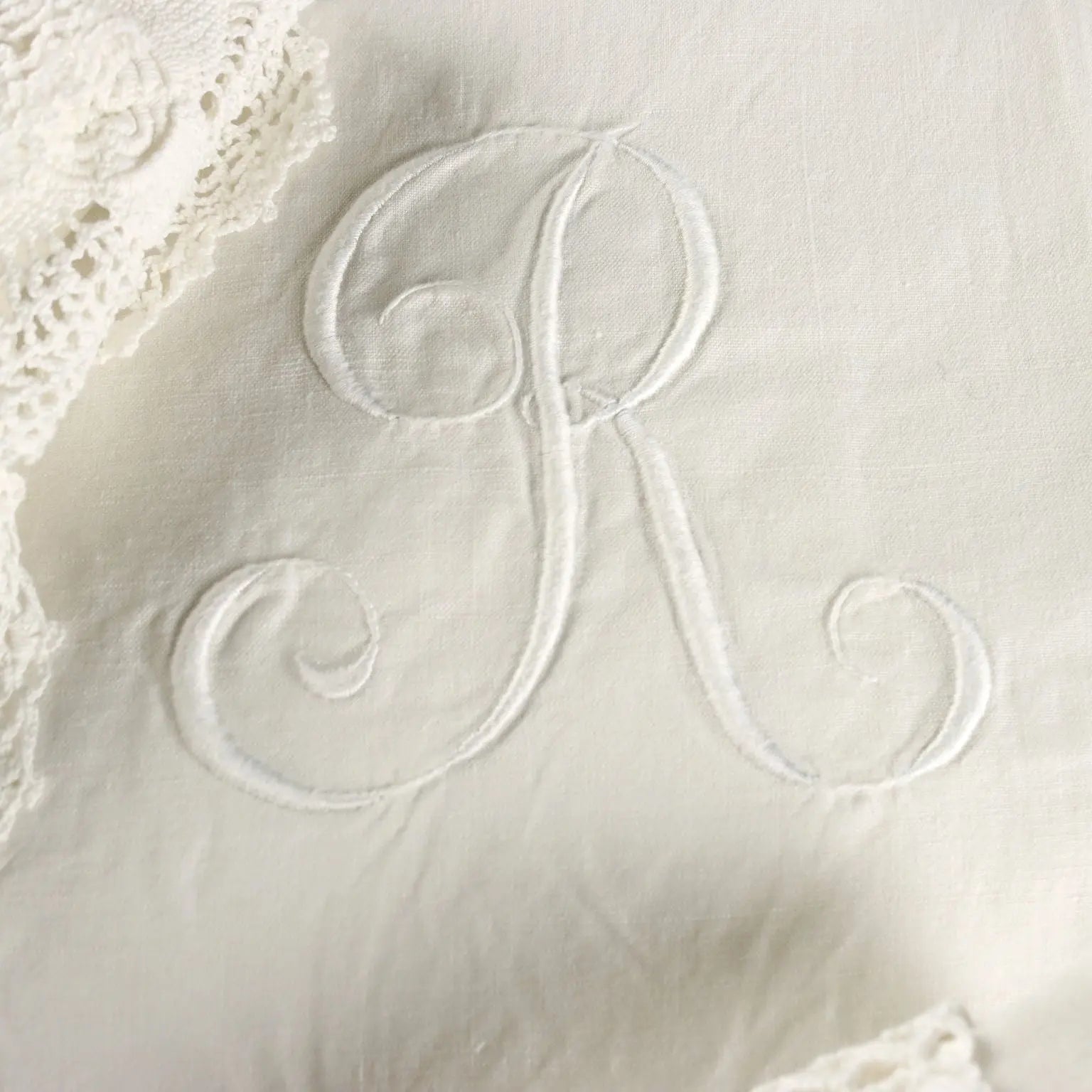 Double Bed Sheeth Linen Handmade Embroidery 93 x 89 In