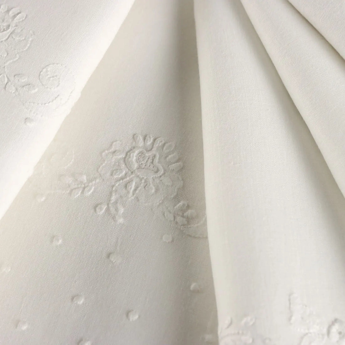Linen Double Bed Sheet with Floral Embroidery 90 x 105 In