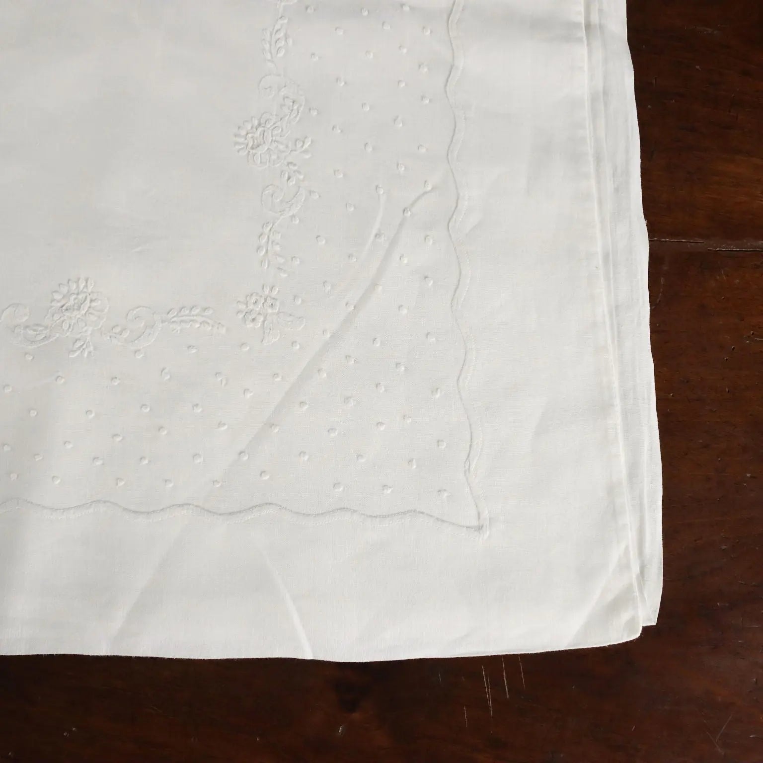 Linen Double Bed Sheet with Floral Embroidery 90 x 105 In