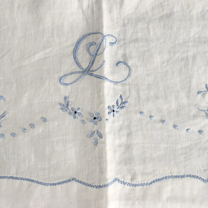 Double Bed Sheeth White Linen Flower Embroidery 118 x 90 In