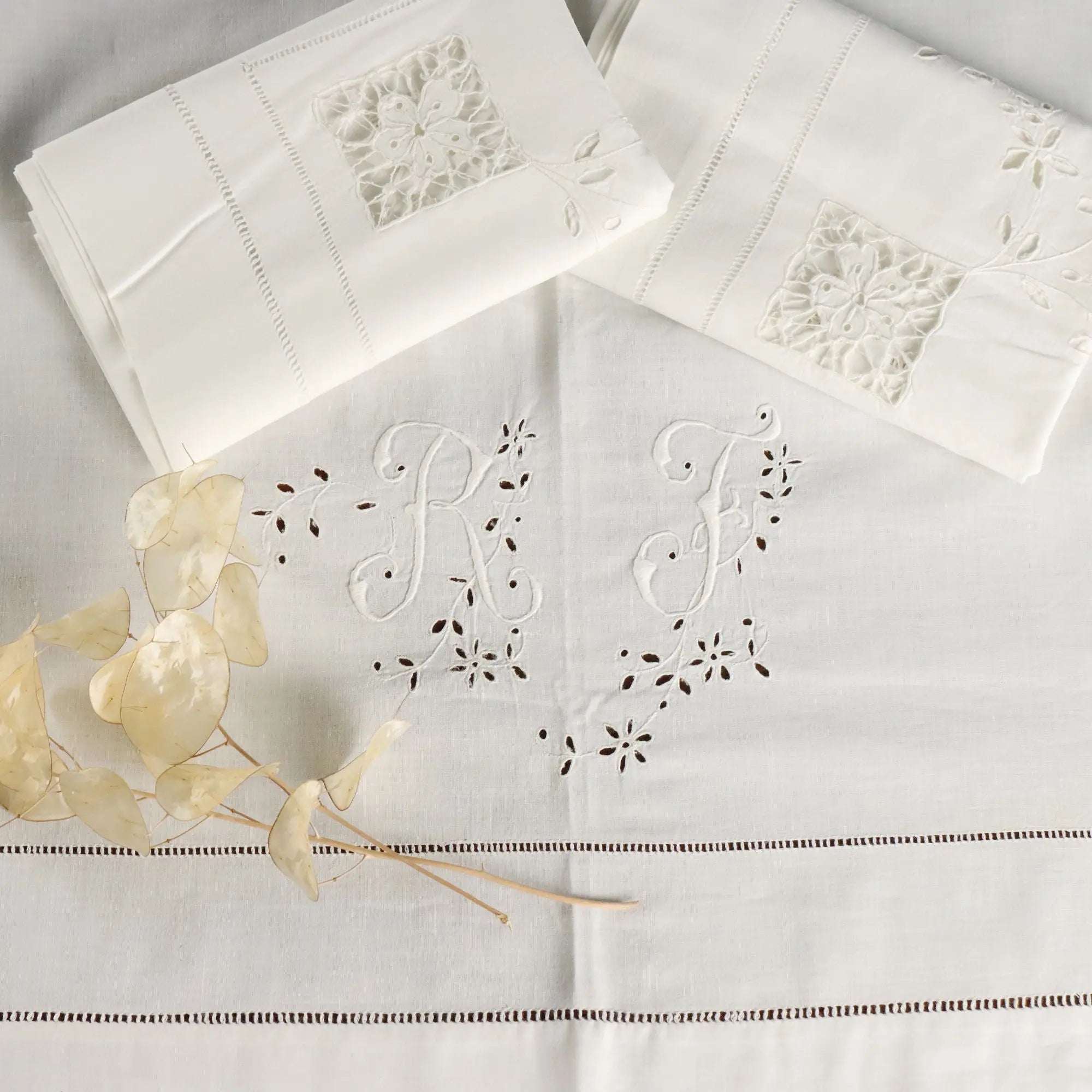 Double Bed Coverlets Linen Handmade Second Hand 90 x 27 In