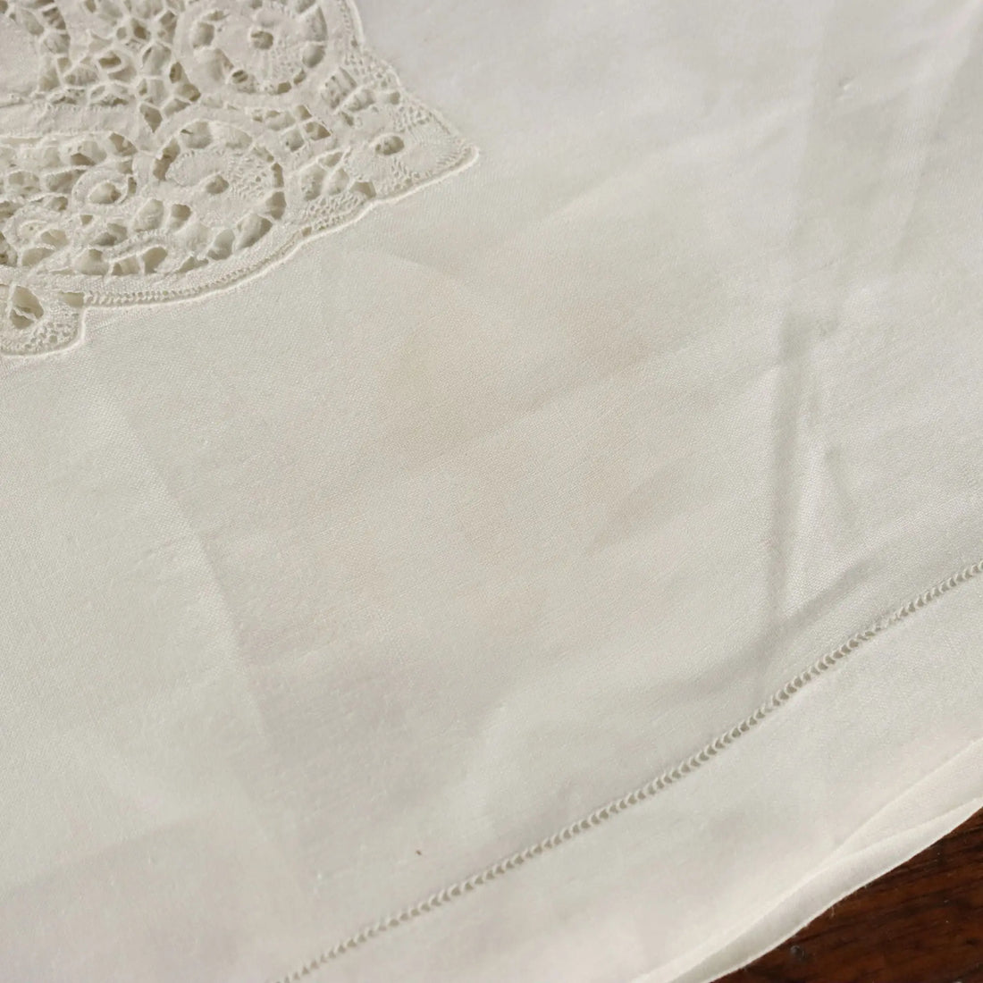 Cantù Linen and Lace Placemat Flower Pattern Second Hand Italy