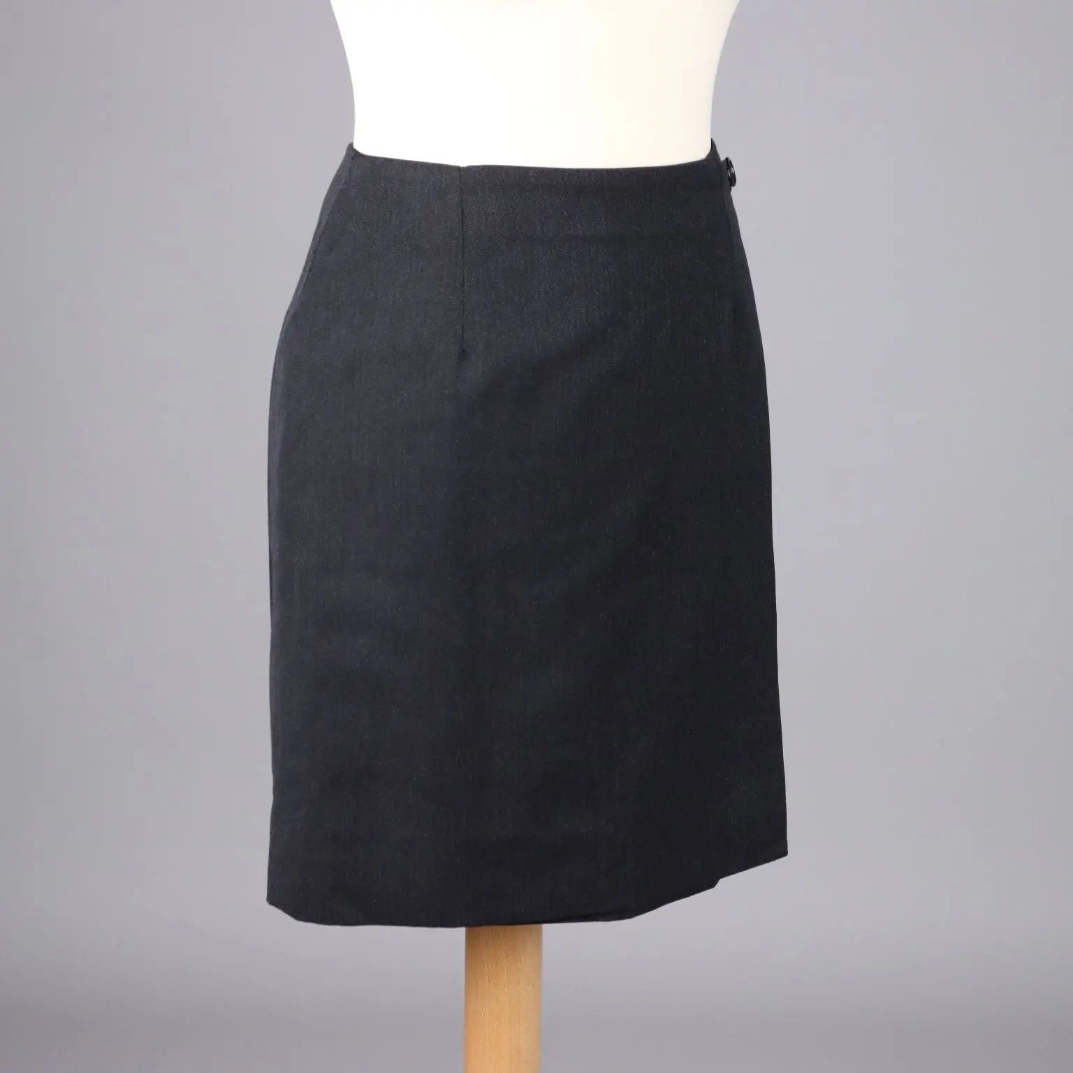 Second Hand Wallet Shaped Skirt by Aspesi Size 14 Pure Wool - Size 14 | Clothing & House Linens | Second hand