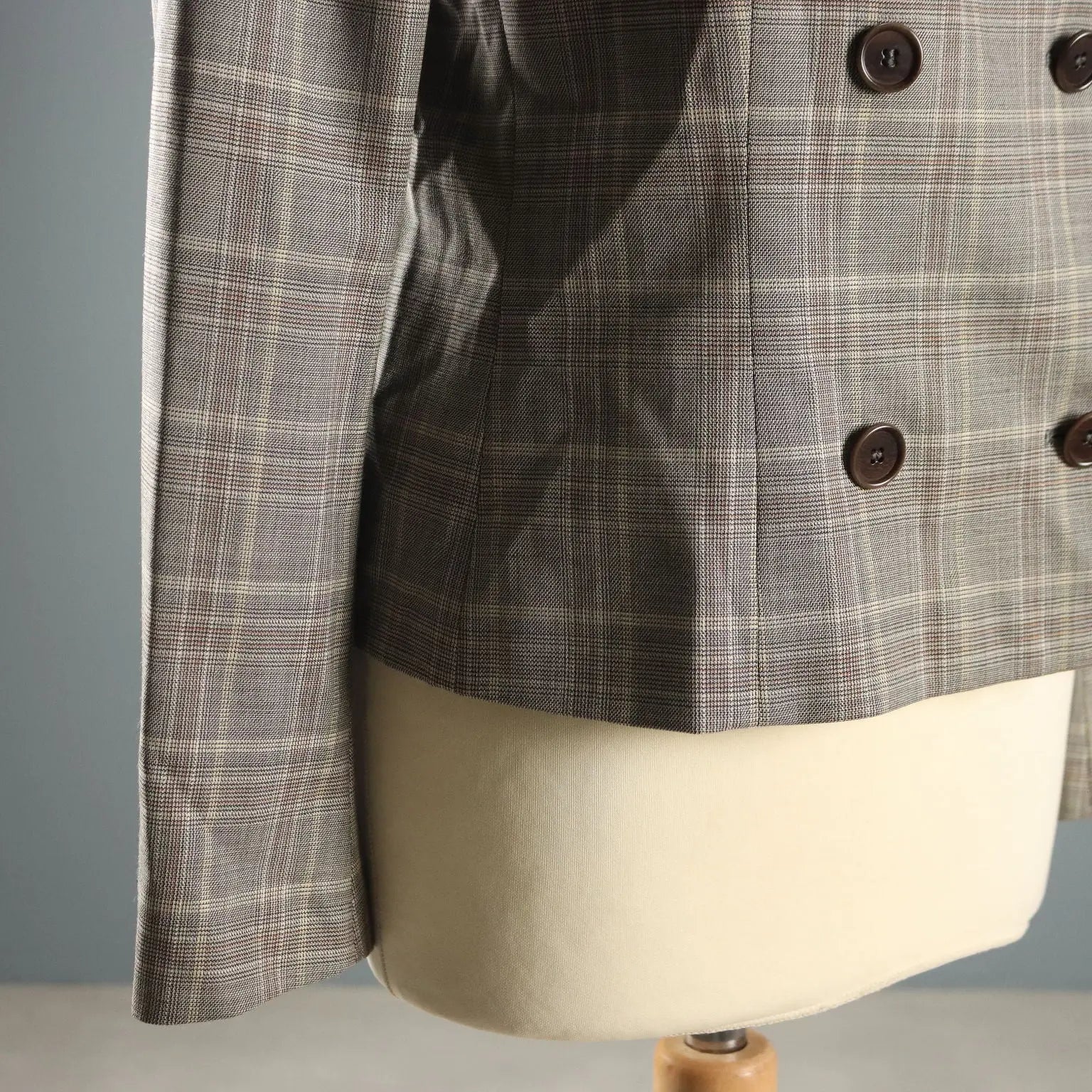 Max Mara Double-Breasted Blazer Wool UK Size 10 Second Hand - UK Size 10 | Clothing & House Linens | Second hand