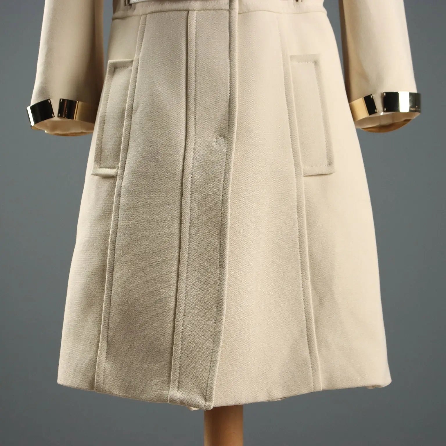 Elisabetta Franchi Coat Wool Viscosa UK Size 10 Second Hand - UK Size 10 | Clothing & House Linens | Second hand