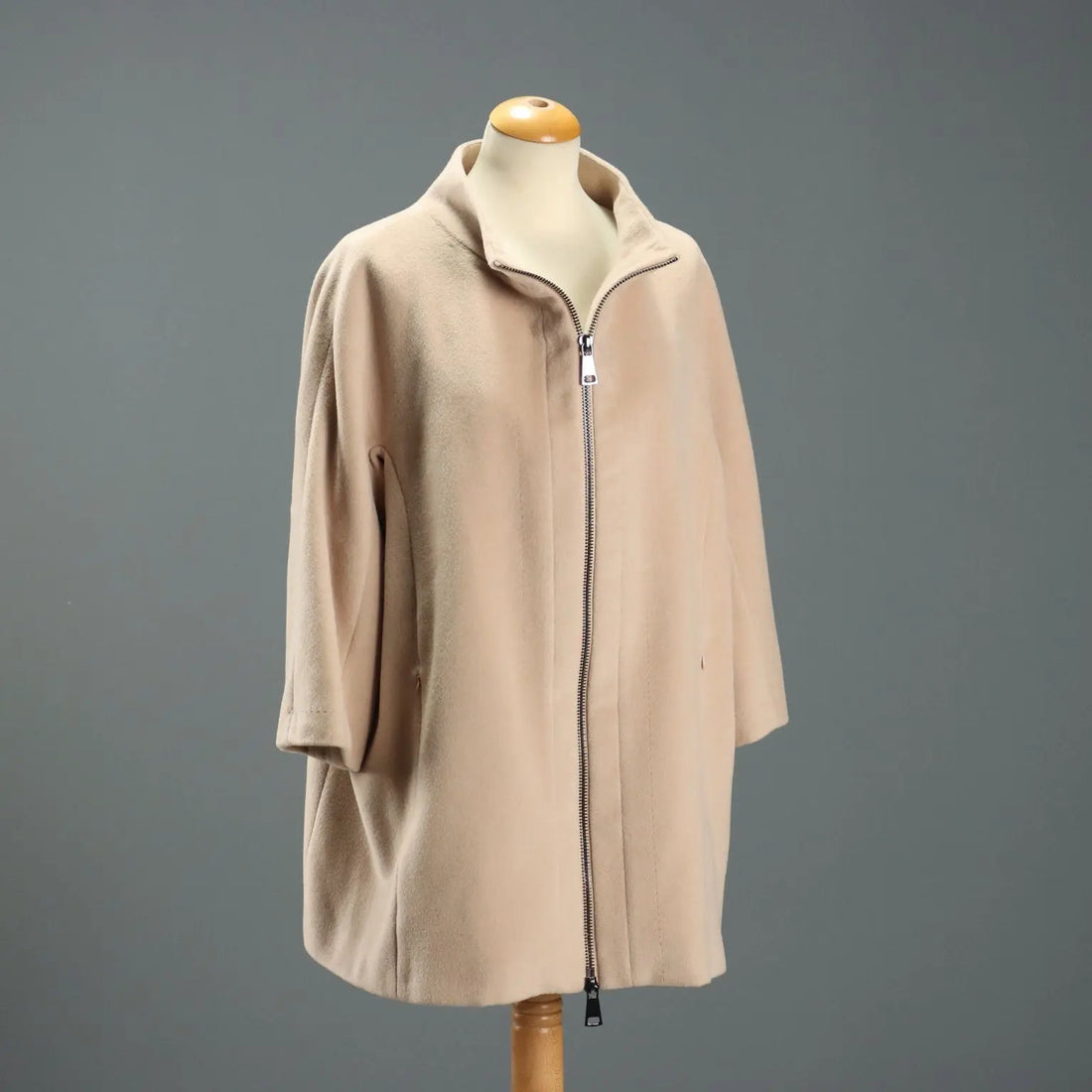 Marina Rinaldi Coat Fabric Mixed Wool UK Size 12/14 Second Hand - UK Size 12/14 | Clothing & House Linens | Second hand