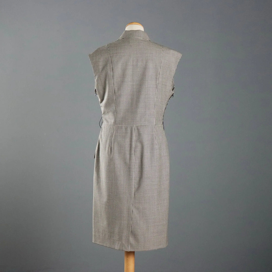 Sleeveless Blazer Alexander McQueen Wool UK Size 14 Second Hand