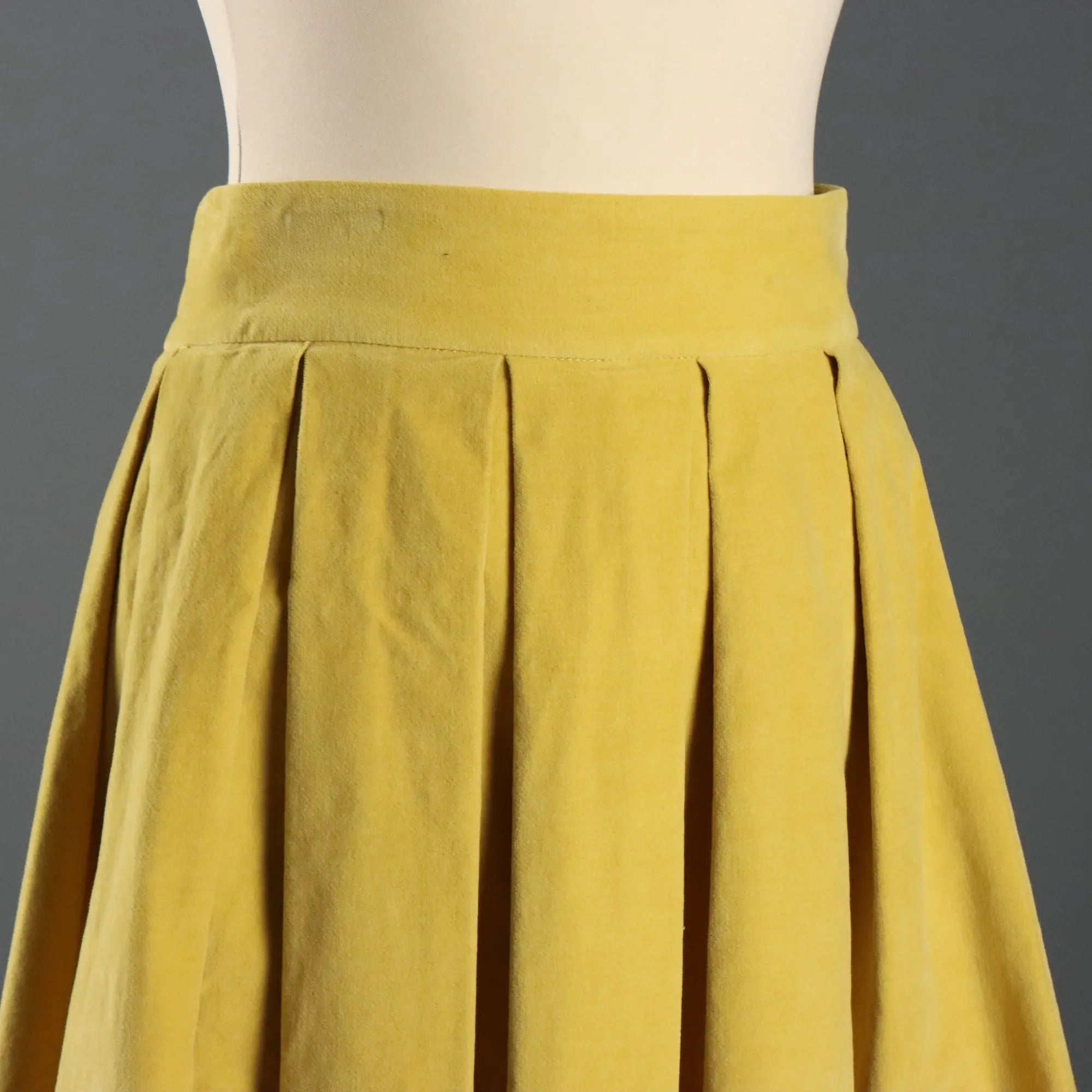 Department 5 Skirt Velvet UK Size 12 Second Hand Italy