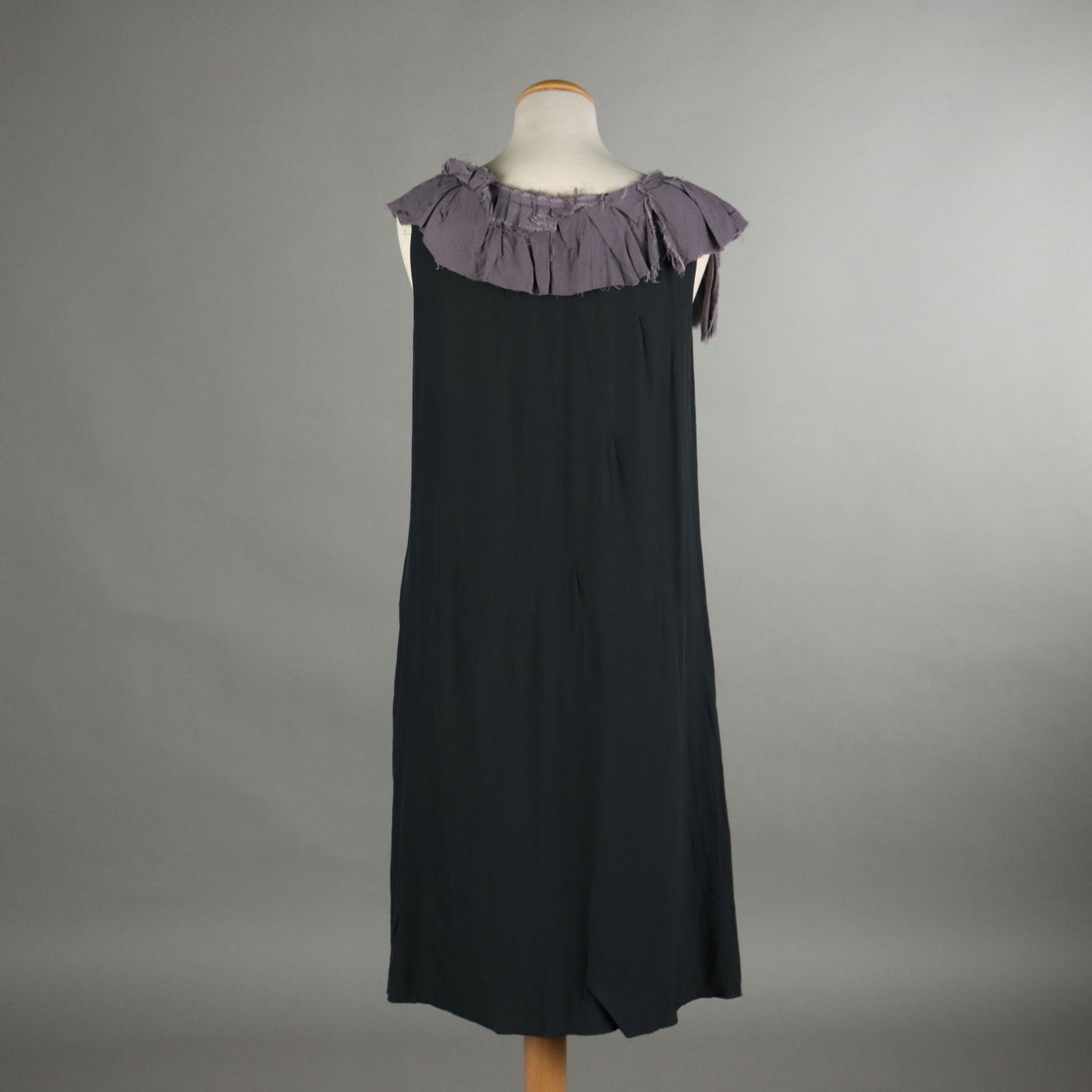  | Clothing & House Linens  Second hand