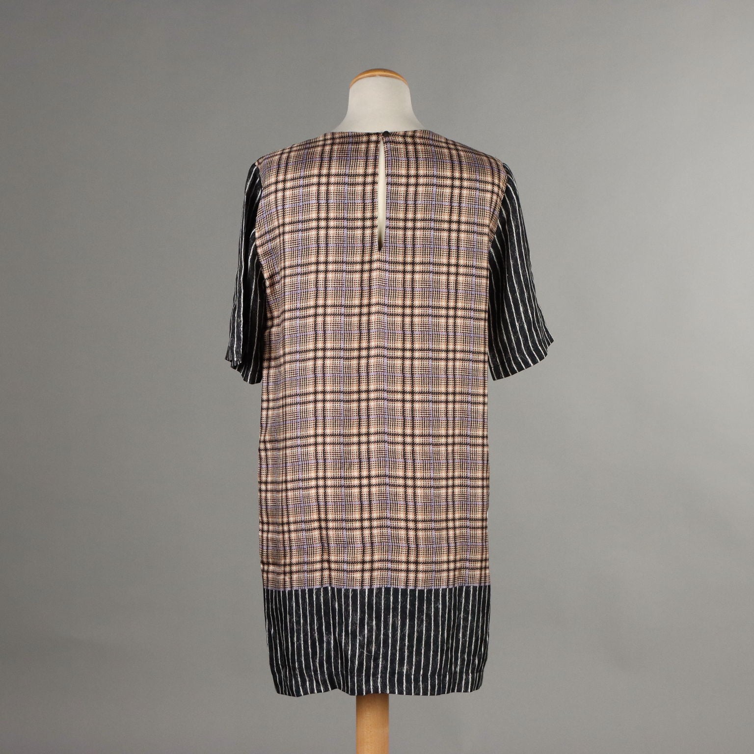  | Clothing & House Linens  Second hand