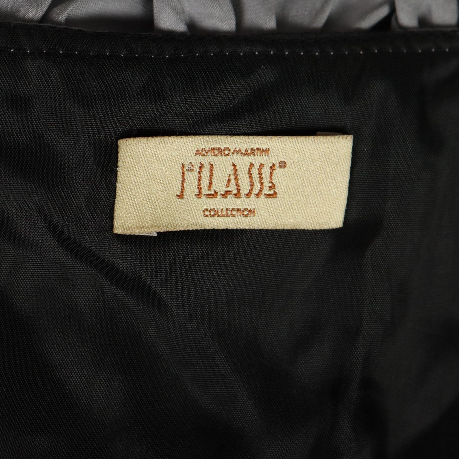  | Clothing & House Linens  Second hand