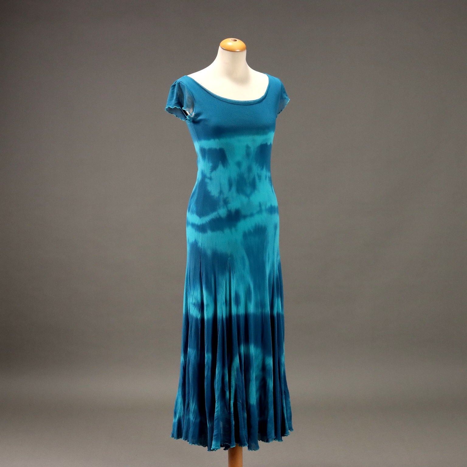  | Clothing & House Linens  Second hand